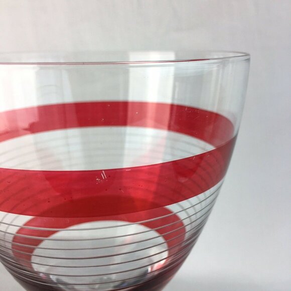 Clear Stemmed Glass Goblets Red Stripes 16 oz Oversized Lot 2 Large Barware u - Picture 2 of 5